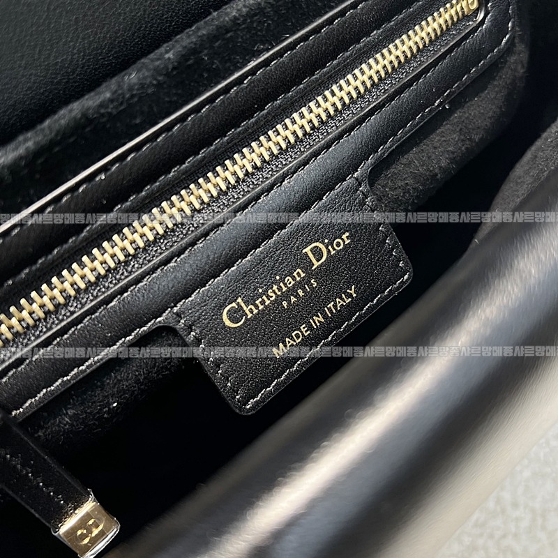 디올졸리탑핸들백스몰  20260406-105205-009루.jpg