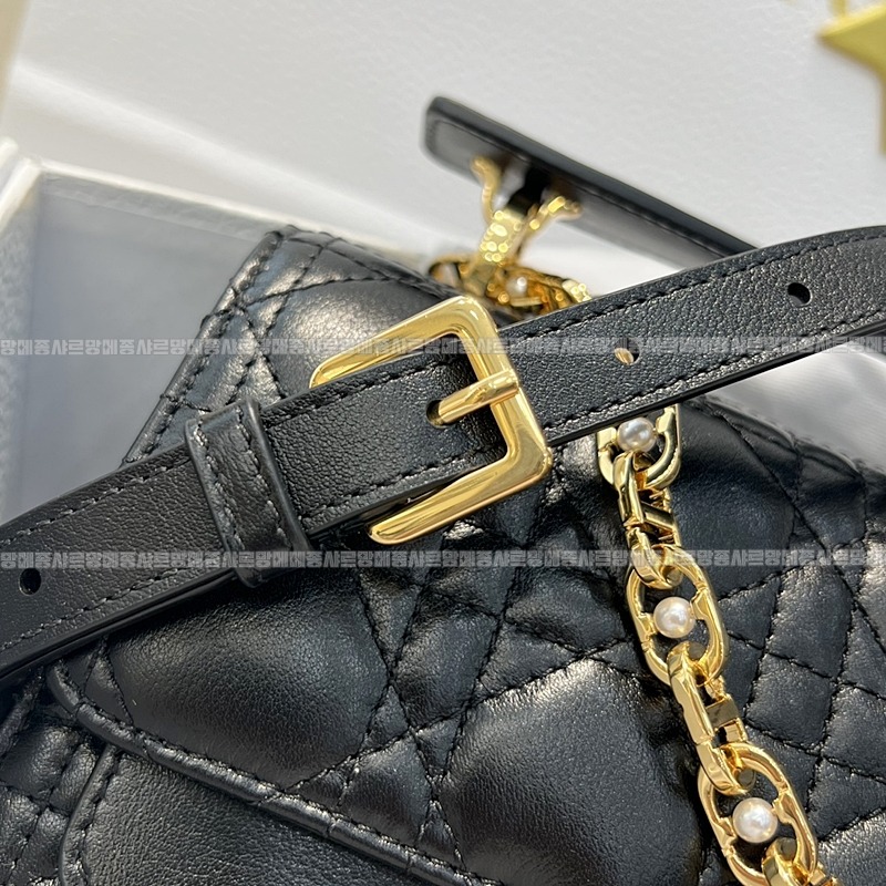 디올졸리탑핸들백스몰  20260406-105205-013루.jpg