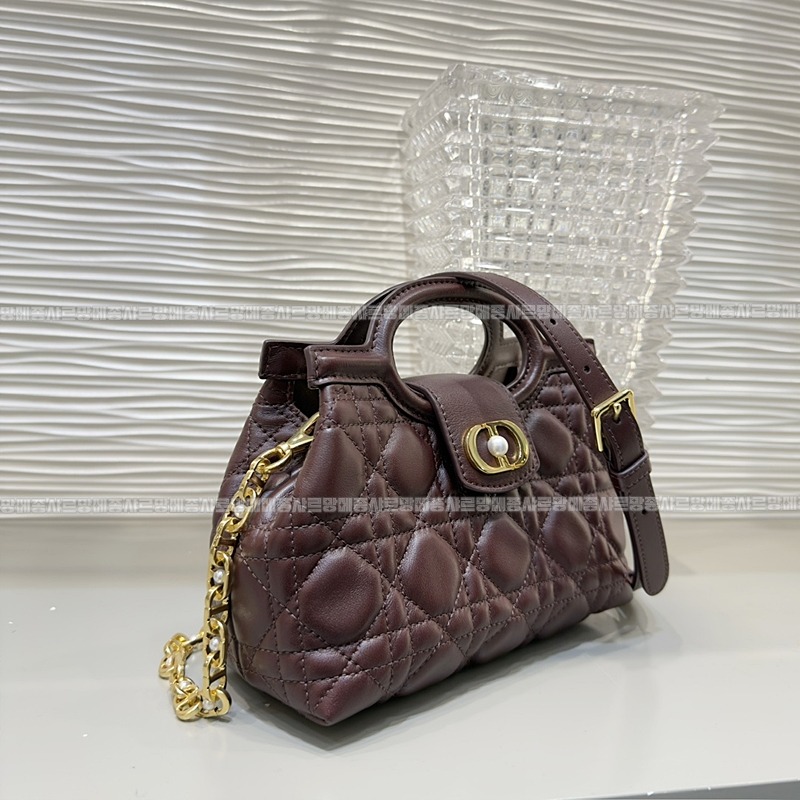 디올졸리탑핸들미니백  20260406-111529-002루.jpg