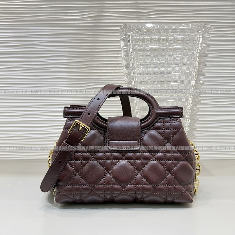 디올졸리탑핸들미니백  20260406-111529-001루.jpg