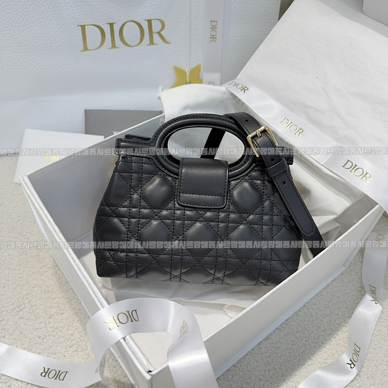 디올졸리탑핸들미니백  20260406-111953-002루.jpg