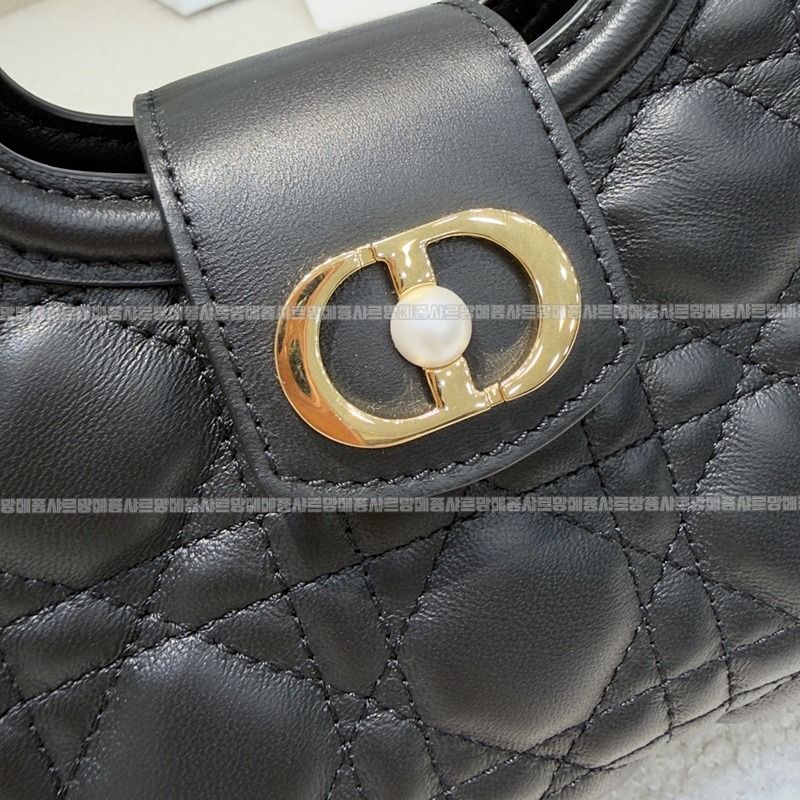 디올졸리탑핸들미니백  20260406-111954-005루.jpg