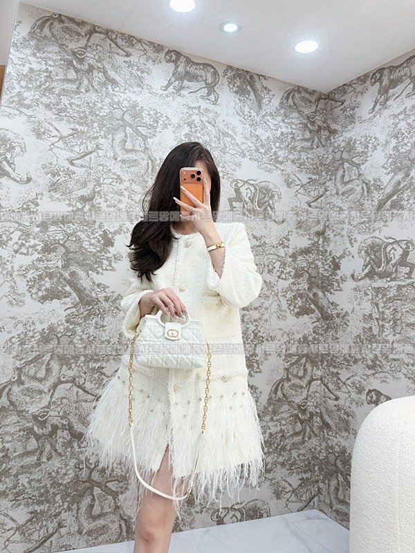 디올졸리탑핸들미니백  20260406-112207-012루.jpg