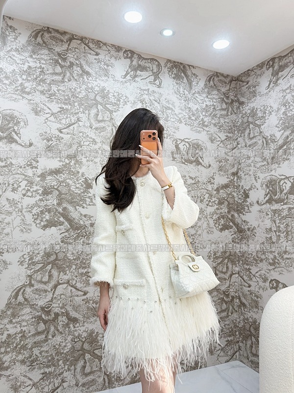 디올졸리탑핸들미니백  20260406-112208-015루.jpg