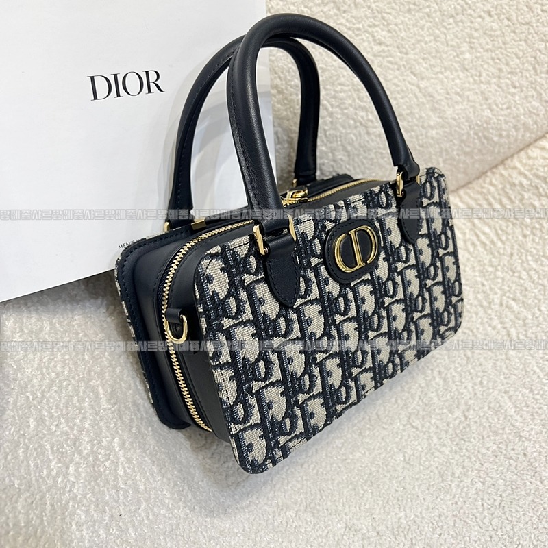 디올30몽테뉴미니닥터백  20260406-113205-002루.jpg