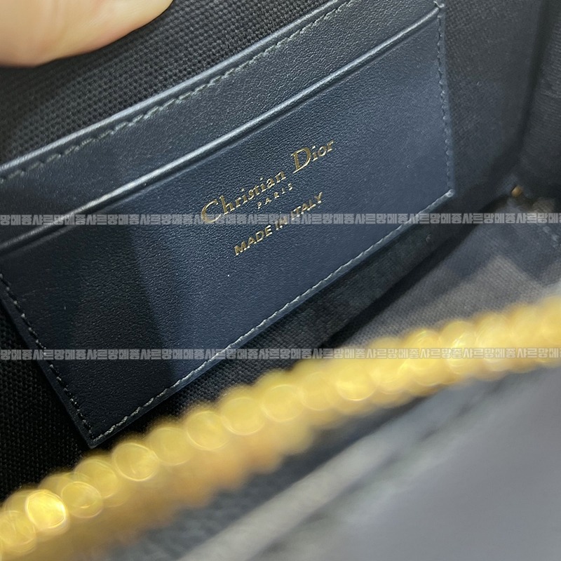 디올30몽테뉴미니닥터백  20260406-113206-008루.jpg