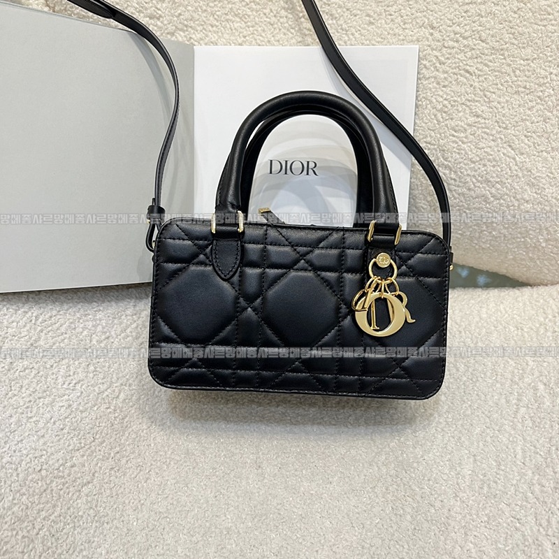 디올30몽테뉴미니닥터백  20260406-113647-001루.jpg