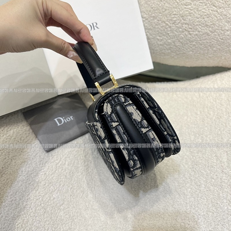 디올30몽테인에비뉴스몰탑  20260406-131908-003루.jpg