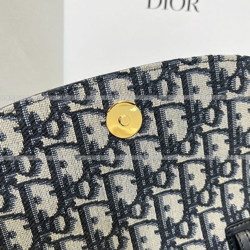 디올30몽테인에비뉴스몰탑  20260406-131909-012루.jpg