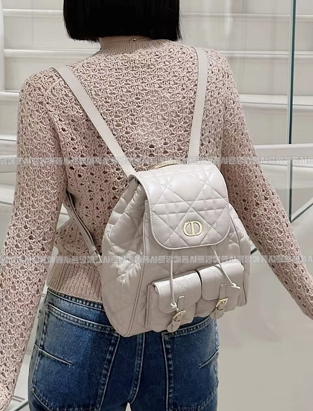 디올카로미디움백팩  20260406-132841-016루.jpg