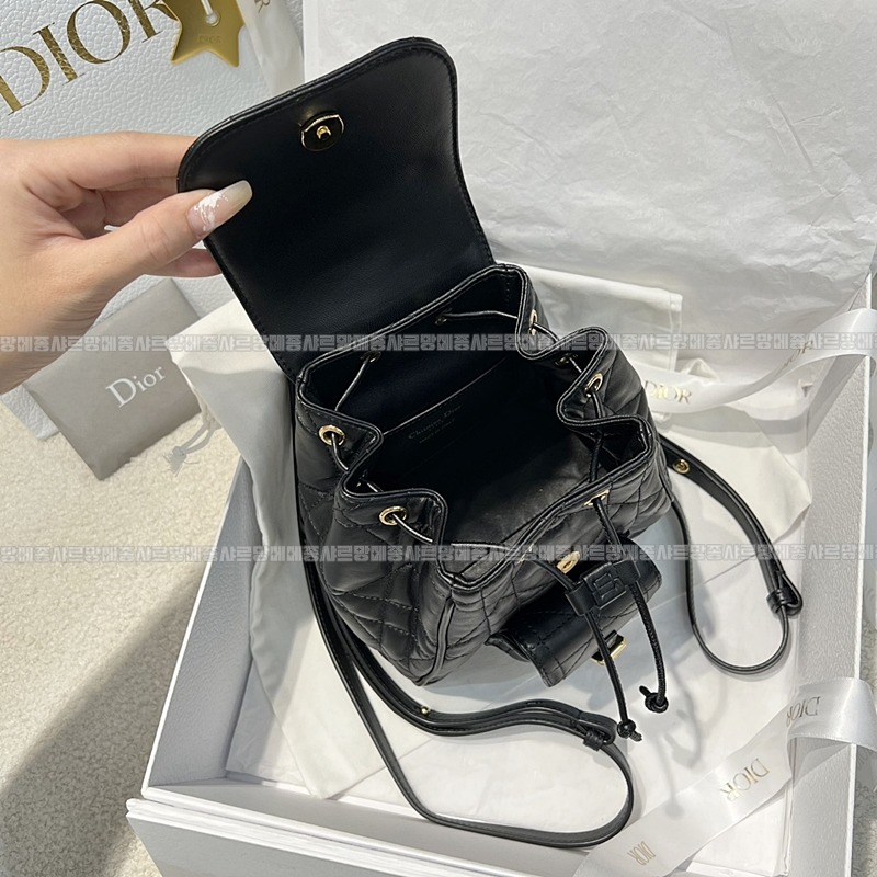 디올카로스몰백팩  20260406-135525-007루.jpg