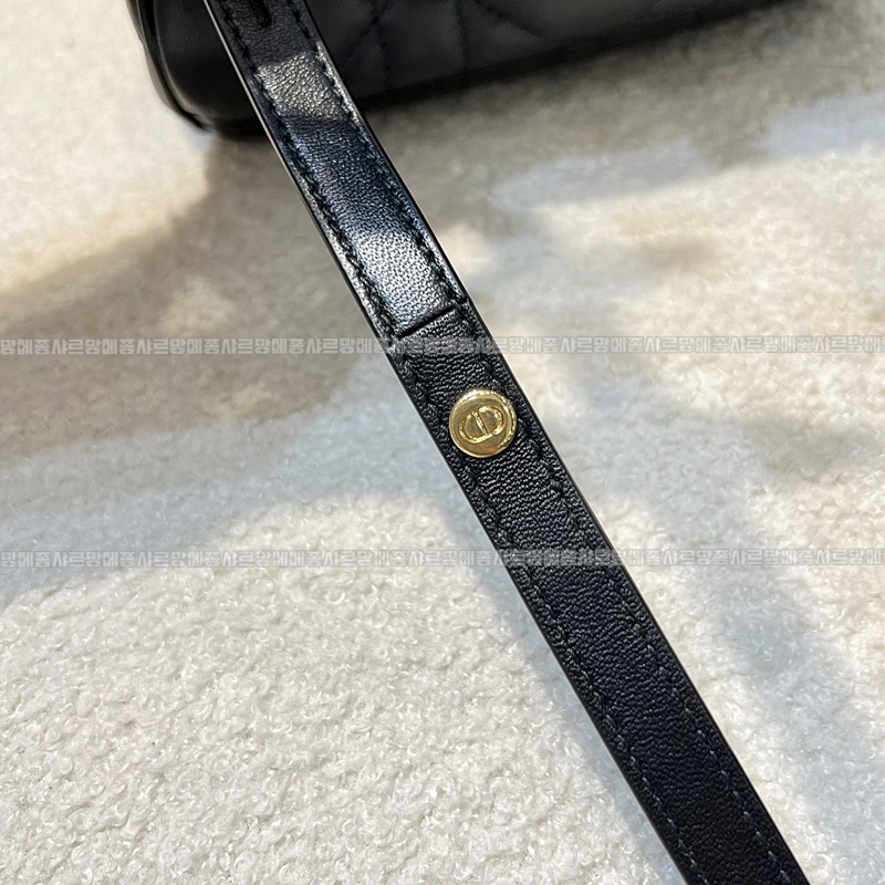 디올카로스몰백팩  20260406-135526-014루.jpg