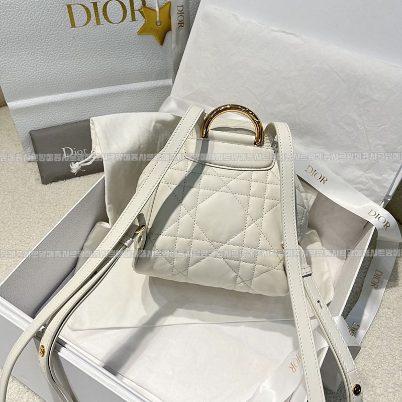 디올카로스몰백팩  20260406-143035-003루.jpg