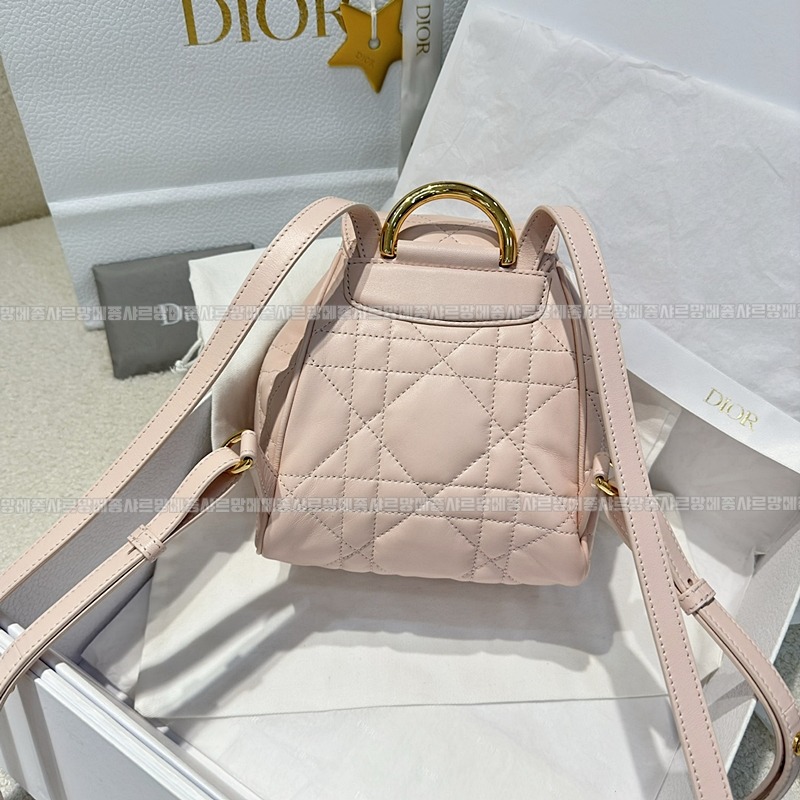 디올카로스몰백팩  20260406-143434-002루.jpg