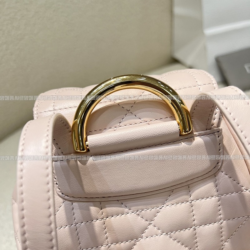 디올카로스몰백팩  20260406-143435-012루.jpg