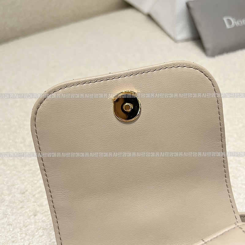 디올카로스몰백팩  20260406-143700-014루.jpg