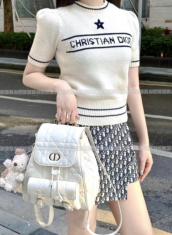 디올카로미디움백팩  20260406-144848-015루.jpg