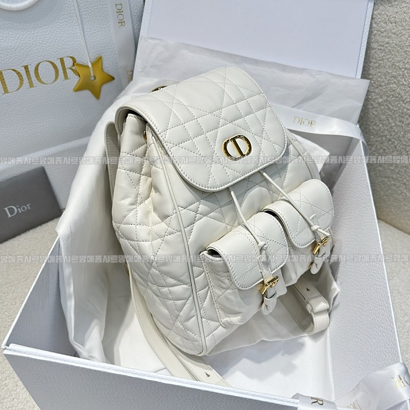 디올카로미디움백팩  20260406-144846-003루.jpg