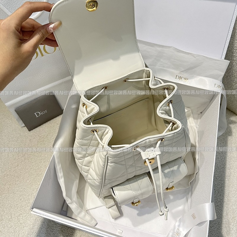 디올카로미디움백팩  20260406-144847-008루.jpg