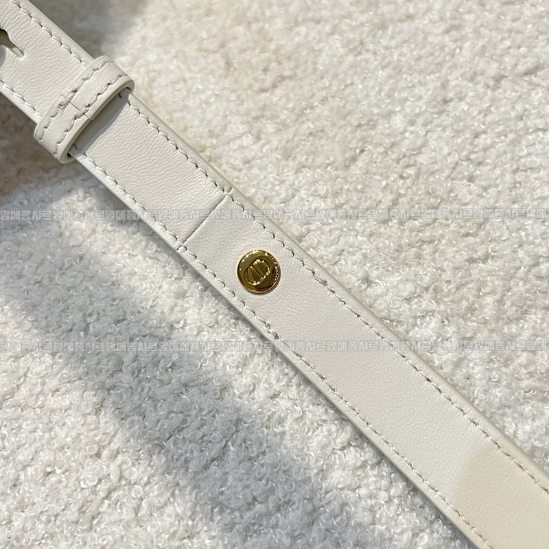 디올카로미디움백팩  20260406-144847-012루.jpg