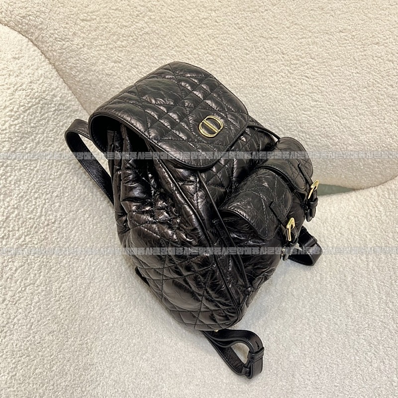 디올카로스몰백팩  20260406-145651-002루.jpg