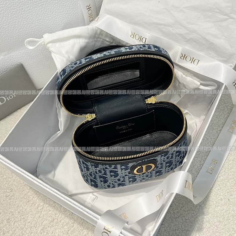 디올30몽테인미니베니티케이스   20260406-154459-008루.jpg