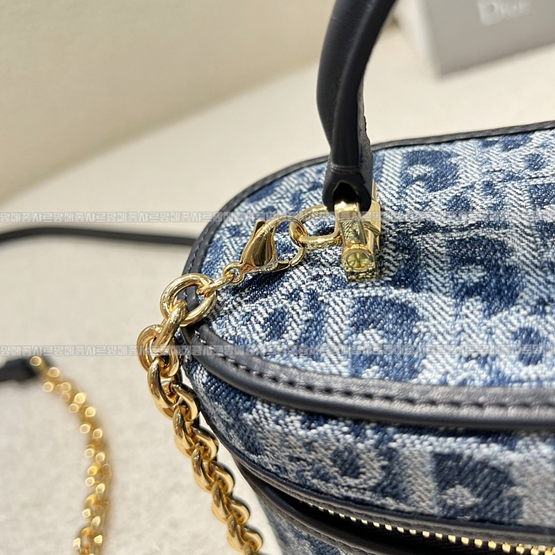 디올30몽테인미니베니티케이스   20260406-154500-011루.jpg