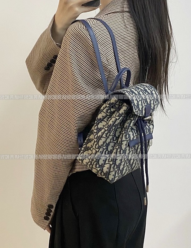 디올오블리크키즈백팩   20260406-160848-015루.jpg