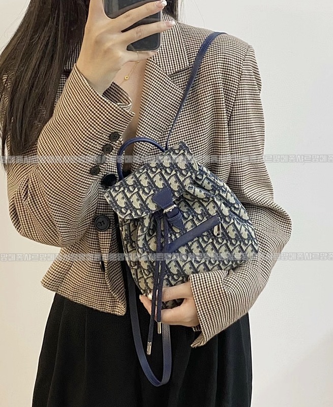 디올오블리크키즈백팩   20260406-160848-014루.jpg