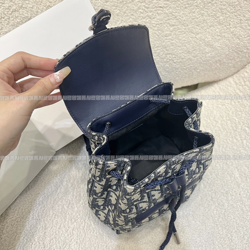 디올오블리크키즈백팩   20260406-160847-006루.jpg