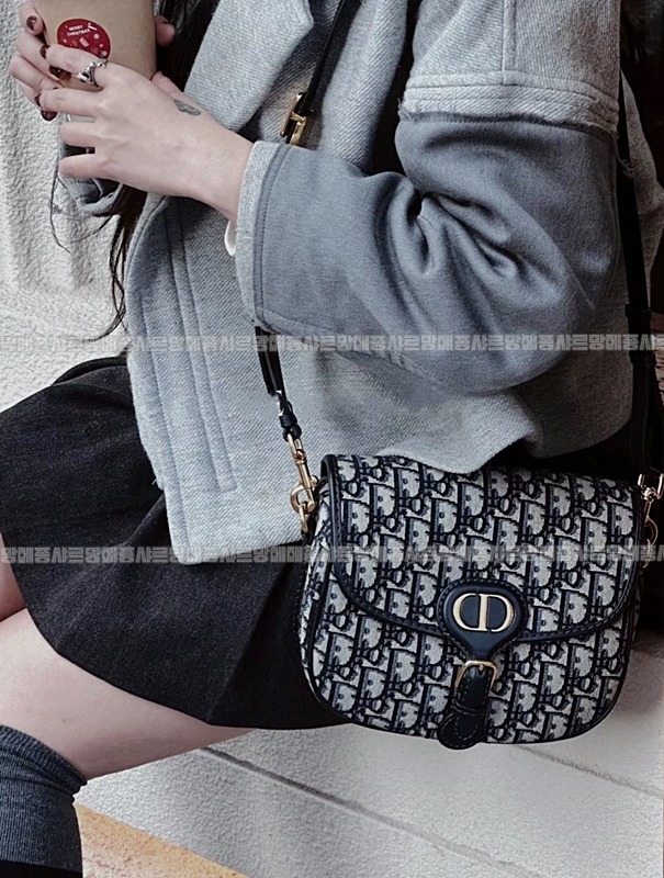 디올바비백미디움   20260406-161743-022루.jpg