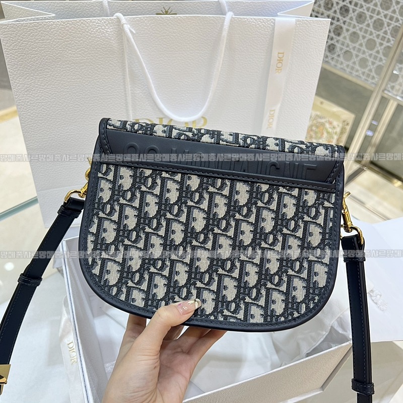 디올바비백미디움   20260406-161740-002루.jpg