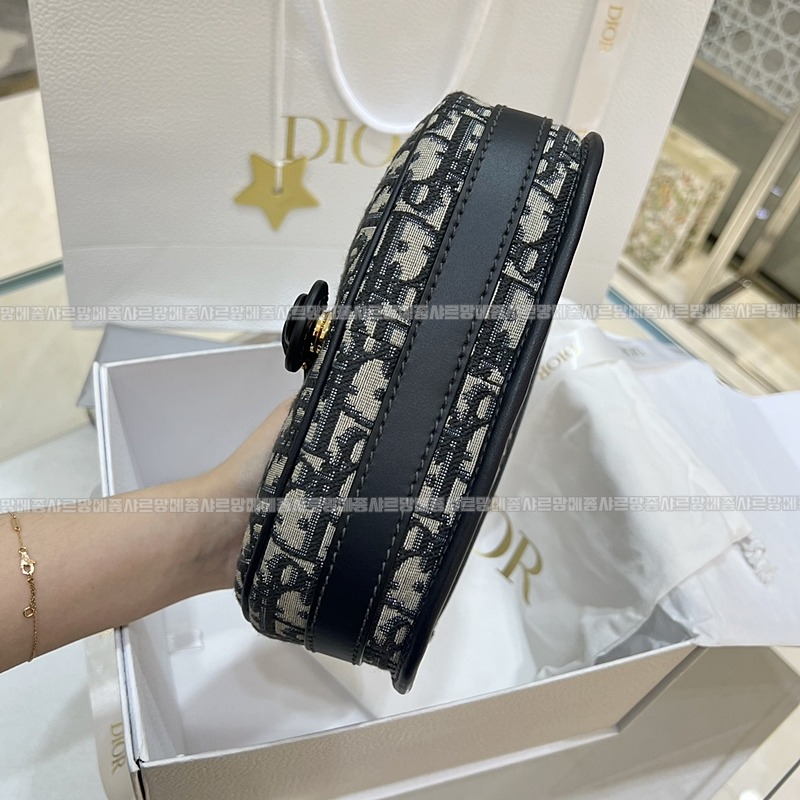 디올바비백미디움   20260406-161740-004루.jpg