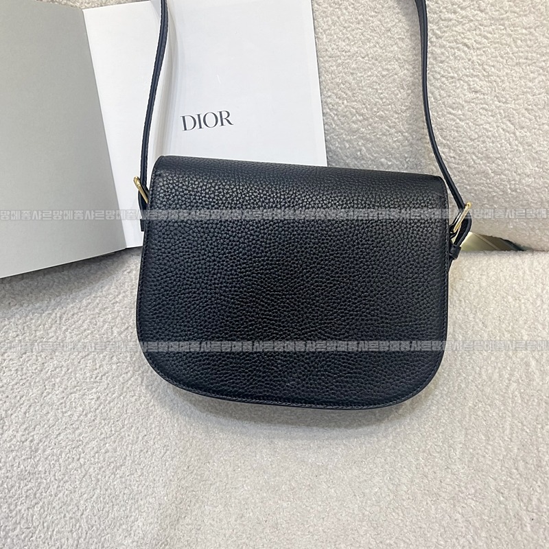 디올바비백미디움   20260406-162126-002루.jpg