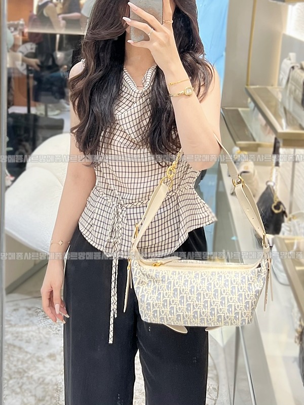 디올디저니스몰백   20260406-175305-021루.jpg