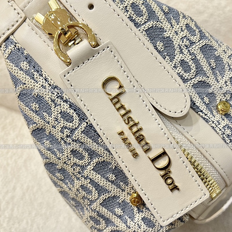 디올디저니스몰백   20260406-175303-005루.jpg