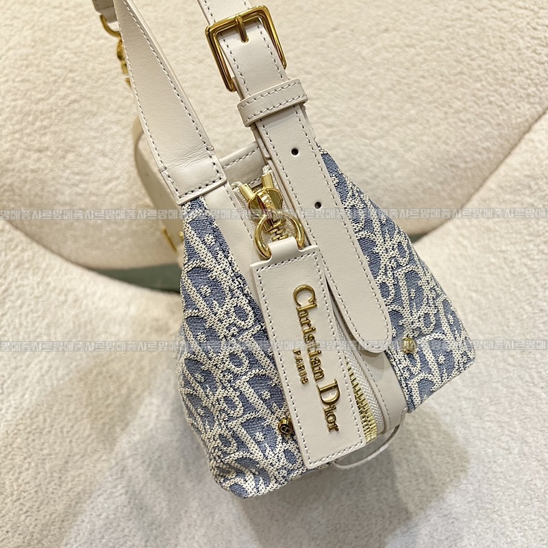 디올디저니스몰백   20260406-175302-003루.jpg