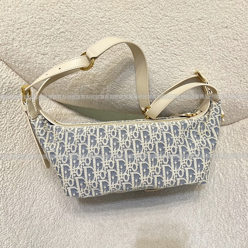 디올디저니스몰백   20260406-175303-010루.jpg