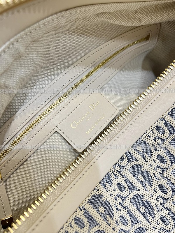 디올디저니미디움백20260407-101133-008루.jpg