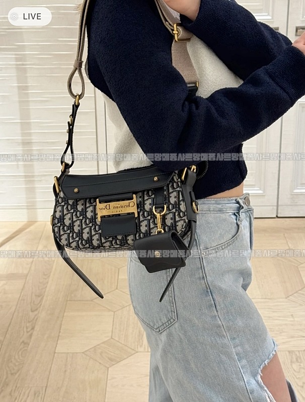 디올스트릿시크스몰  20260407-145151-016루.jpg