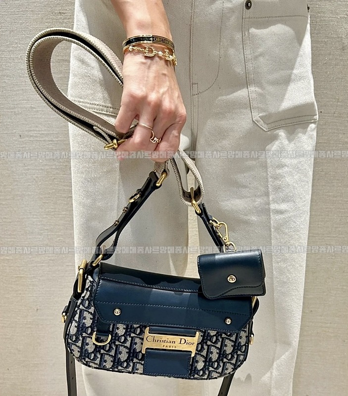 디올스트릿시크스몰  20260407-145152-018루.jpg