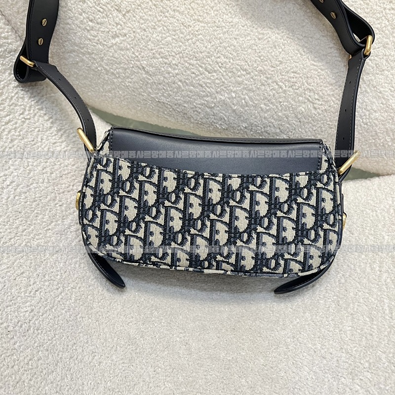 디올스트릿시크스몰  20260407-145149-002루.jpg