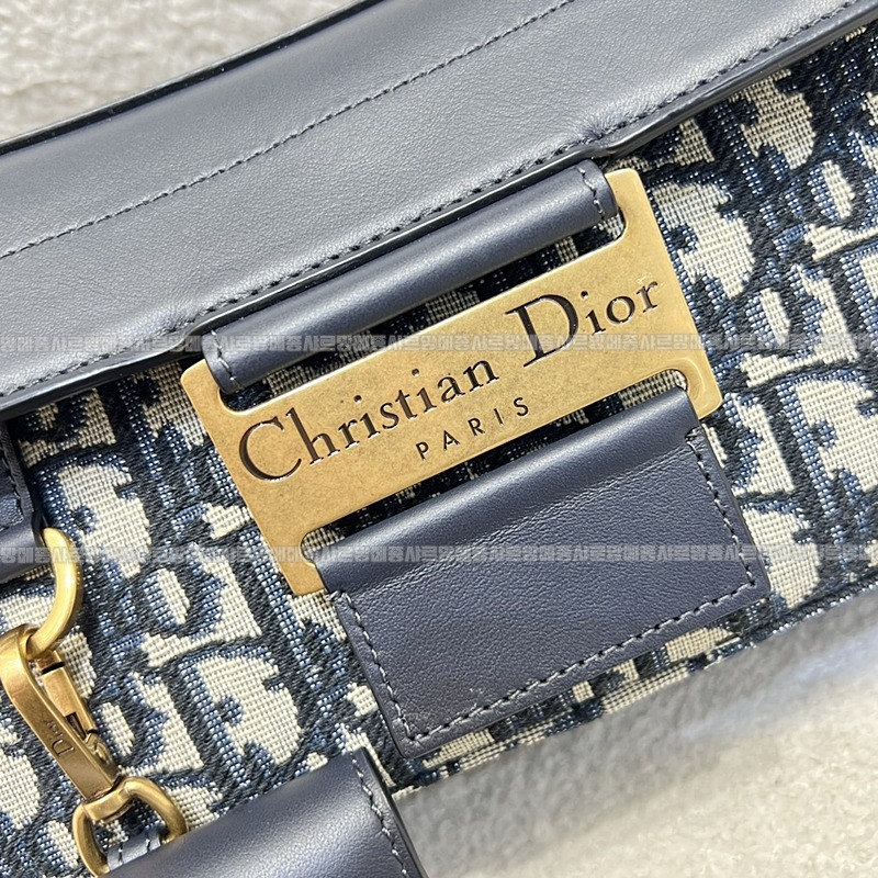 디올스트릿시크스몰  20260407-145150-005루.jpg