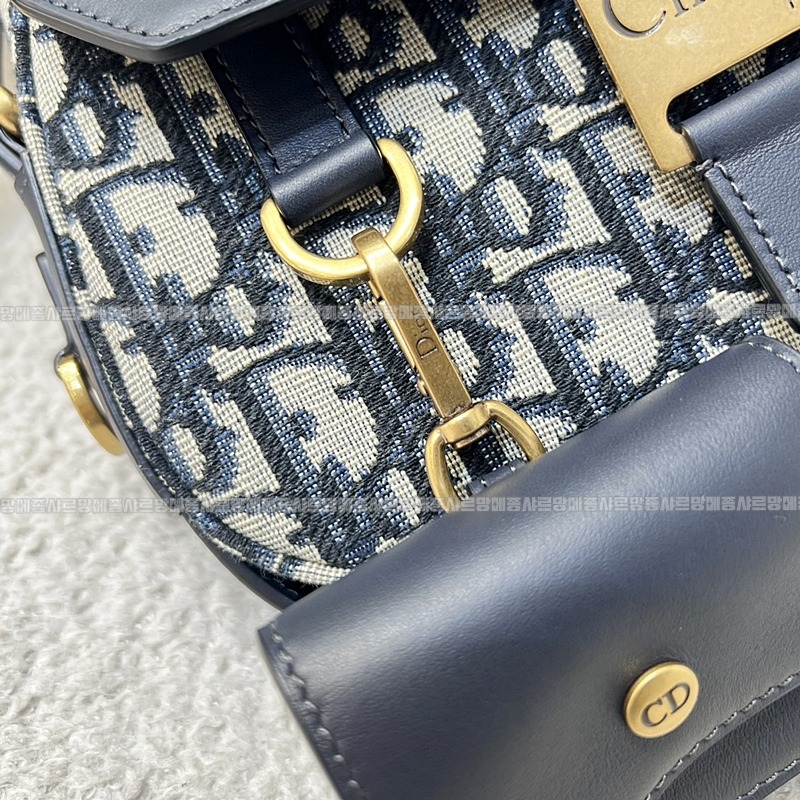 디올스트릿시크스몰  20260407-145150-010루.jpg