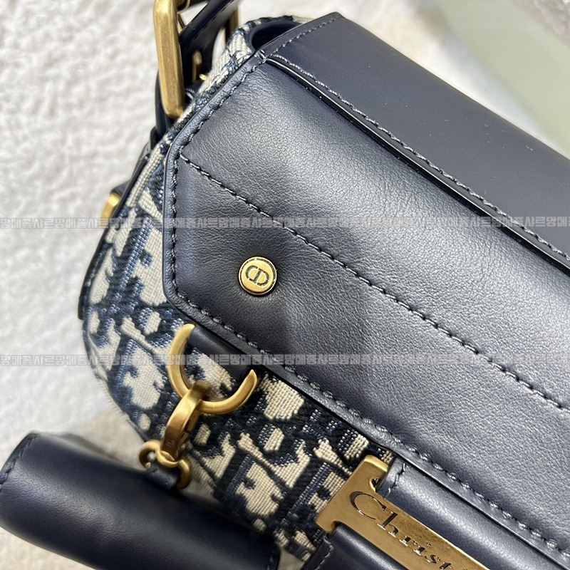 디올스트릿시크스몰  20260407-145150-011루.jpg