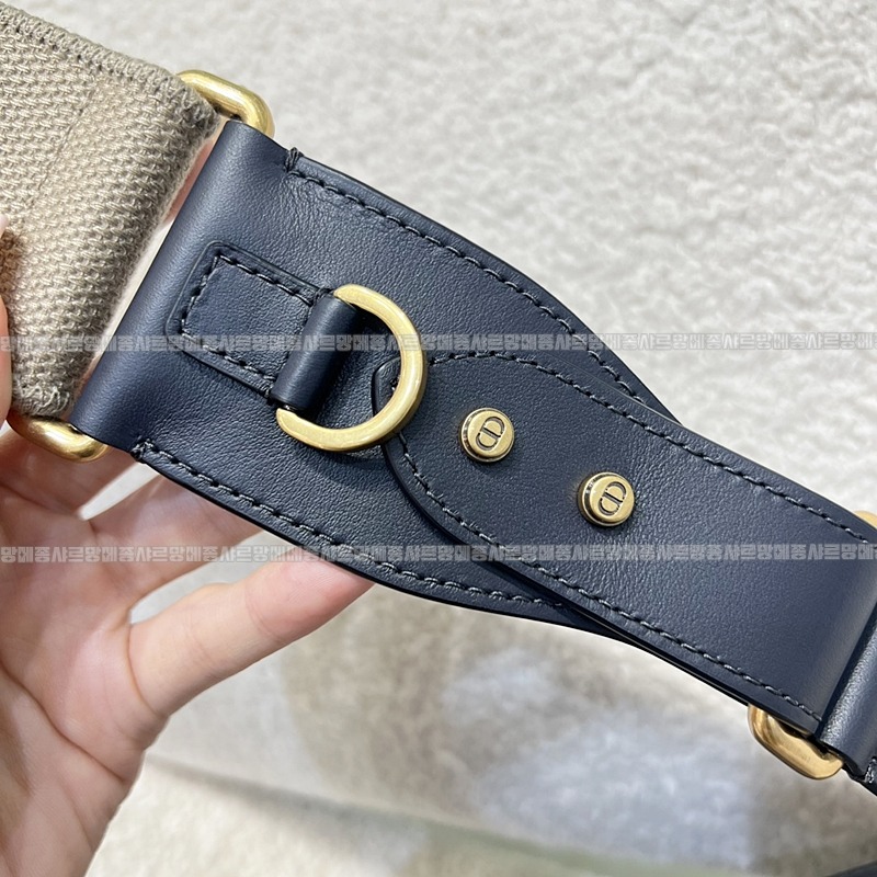 디올스트릿시크스몰  20260407-145151-012루.jpg