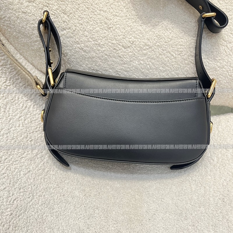 디올스트릿시크스몰  20260407-145638-002루.jpg