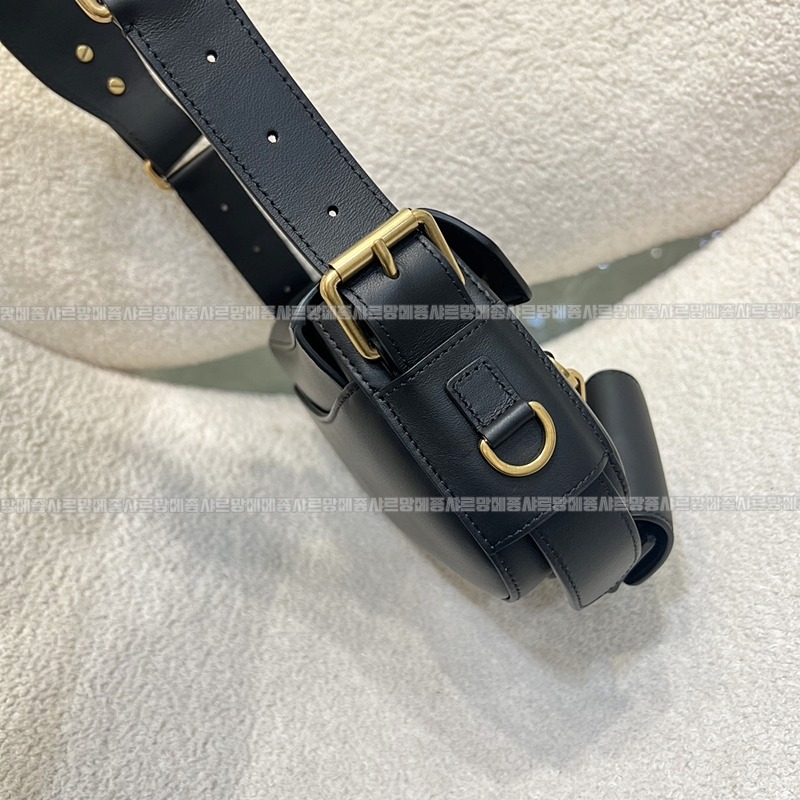 디올스트릿시크스몰  20260407-145638-003루.jpg