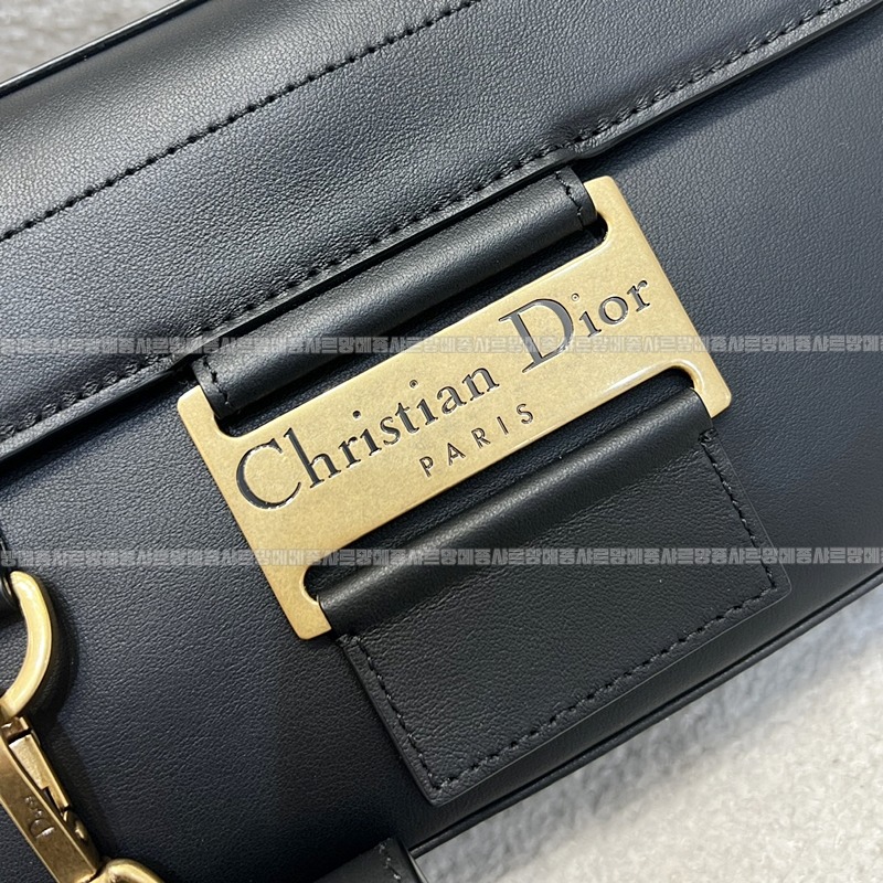 디올스트릿시크스몰  20260407-145639-005루.jpg