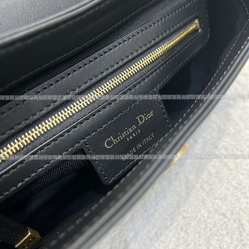 디올스트릿시크스몰  20260407-145639-007루.jpg